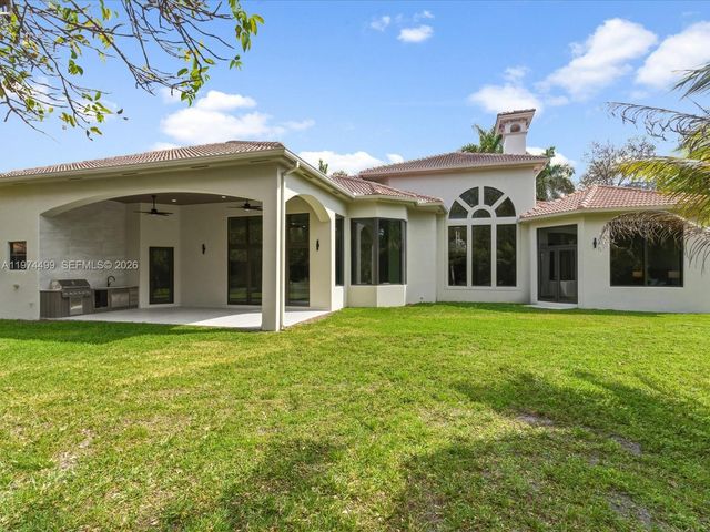 3303 W Stonebrook Cir, Davie, FL 33330