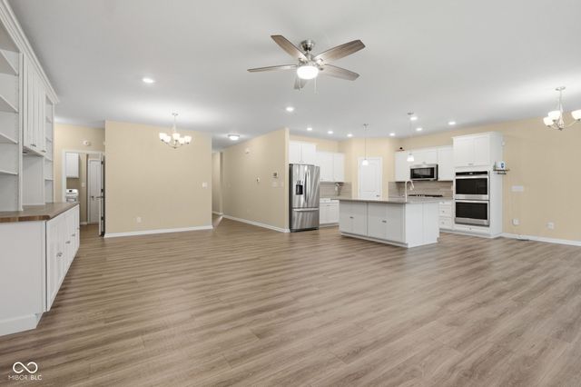 3268 S Cordell Road, New Palestine, IN 46163