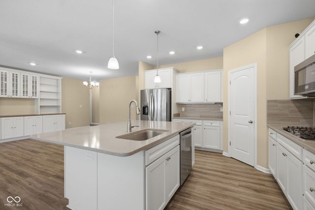 3268 S Cordell Road, New Palestine, IN 46163