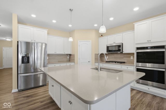 3268 S Cordell Road, New Palestine, IN 46163