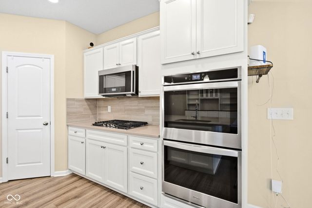3268 S Cordell Road, New Palestine, IN 46163