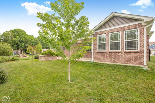3268 S Cordell Road, New Palestine, IN 46163