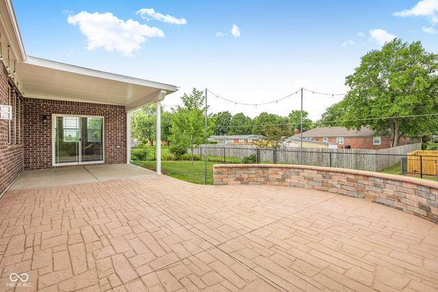 3268 S Cordell Road, New Palestine, IN 46163
