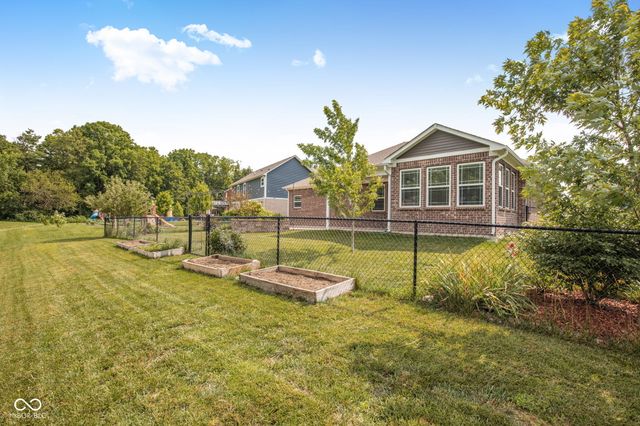 3268 S Cordell Road, New Palestine, IN 46163