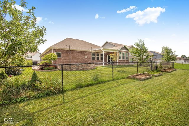 3268 S Cordell Road, New Palestine, IN 46163