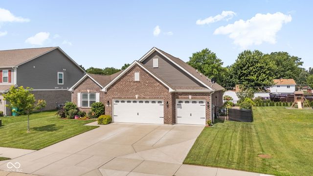 3268 S Cordell Road, New Palestine, IN 46163