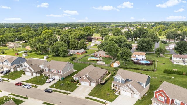 3268 S Cordell Road, New Palestine, IN 46163