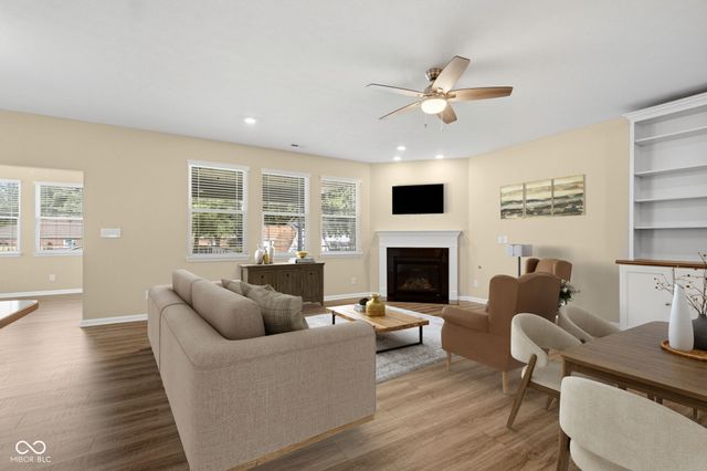3268 S Cordell Road, New Palestine, IN 46163