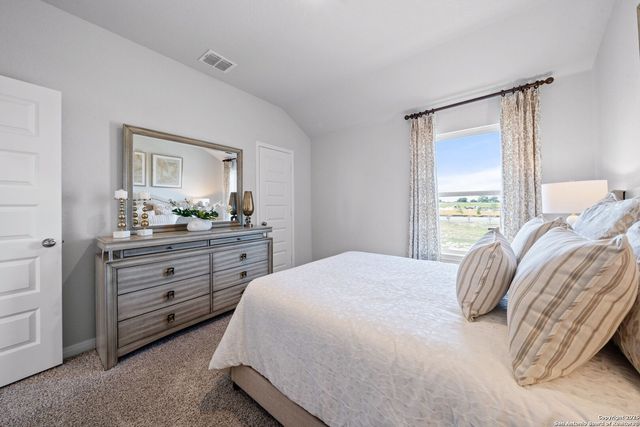 10323 Apple Pie Road, San Antonio, TX 78224