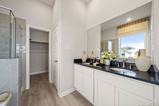 10323 Apple Pie Road, San Antonio, TX 78224