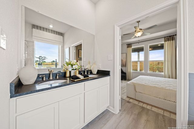 10323 Apple Pie Road, San Antonio, TX 78224