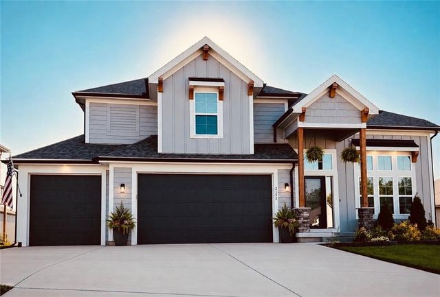 2152 Hay Market Court, Liberty, MO 64068
