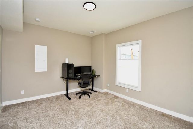 2152 Hay Market Court, Liberty, MO 64068