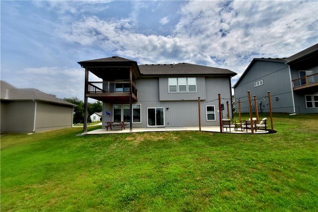 2152 Hay Market Court, Liberty, MO 64068