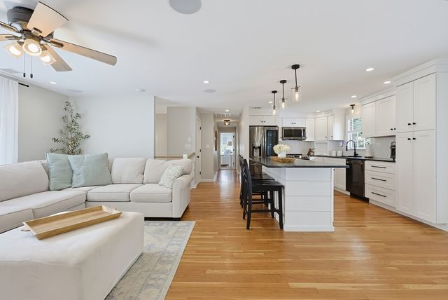 10 Howe Circle, Randolph, MA 02368