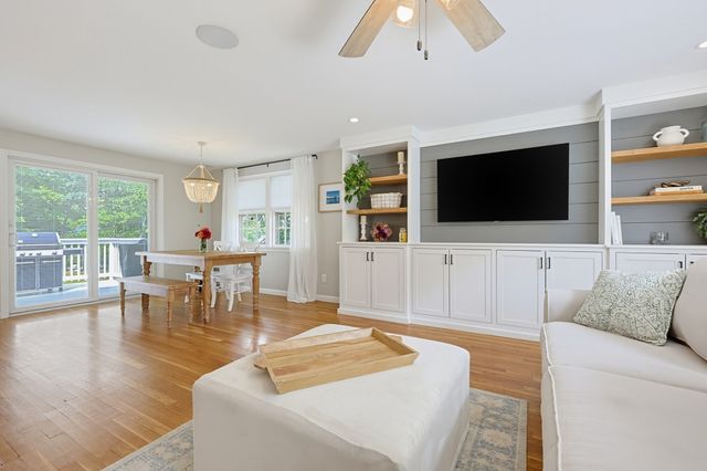 10 Howe Circle, Randolph, MA 02368