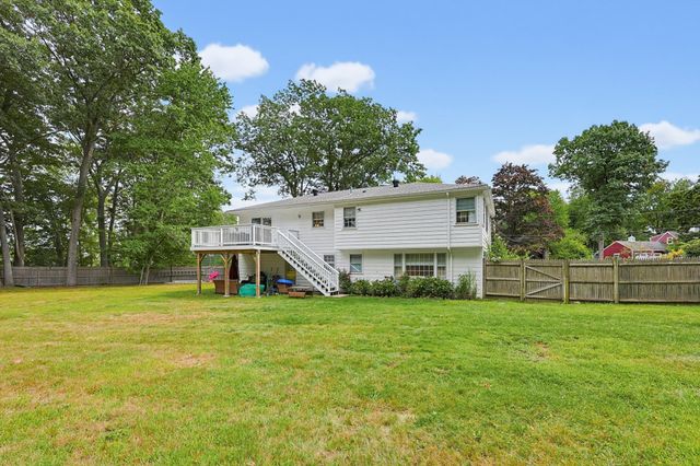 10 Howe Circle, Randolph, MA 02368
