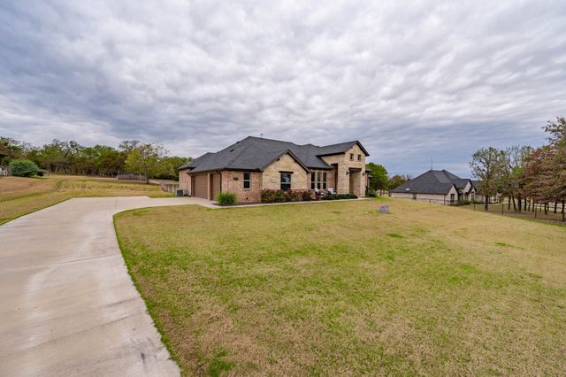 6751 Weiland Road, Weatherford, TX 76088