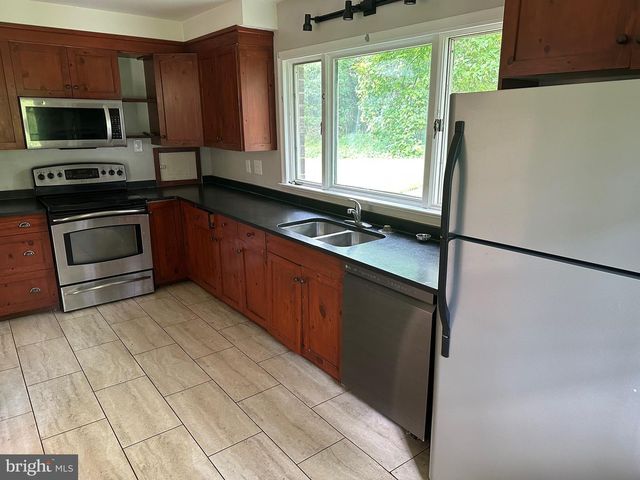 769 S WATER ST, Woodstock, VA 22664