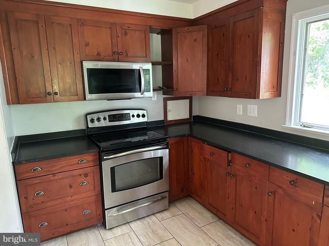 769 S WATER ST, Woodstock, VA 22664