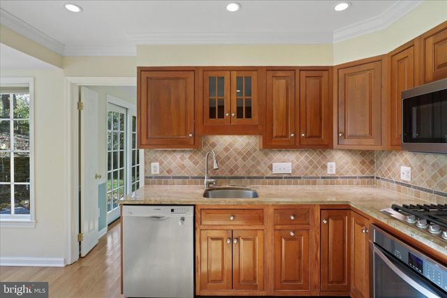 6543 CEDARWOOD CT, Falls Church, VA 22041
