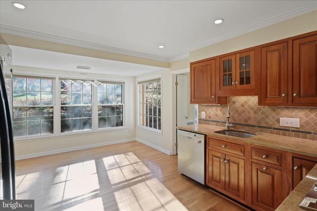 6543 CEDARWOOD CT, Falls Church, VA 22041