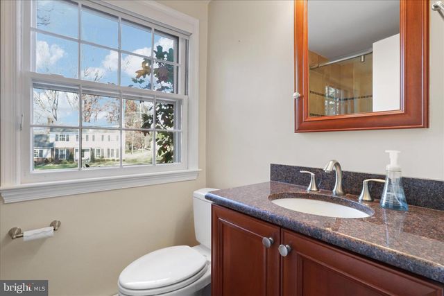 6543 CEDARWOOD CT, Falls Church, VA 22041