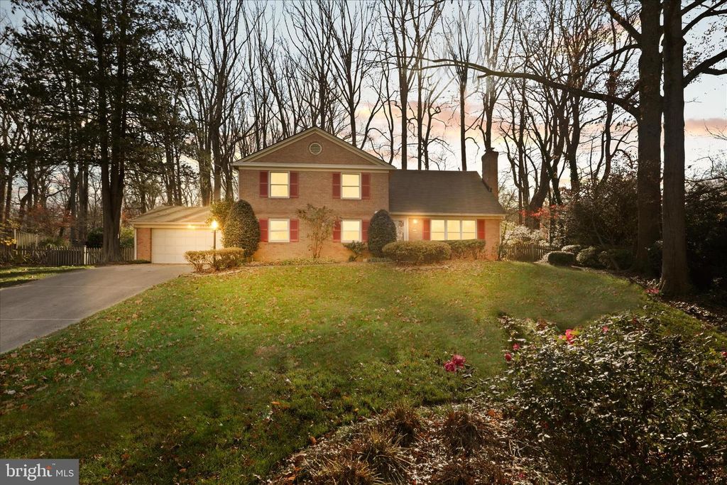 6543 CEDARWOOD CT, Falls Church, VA 22041
