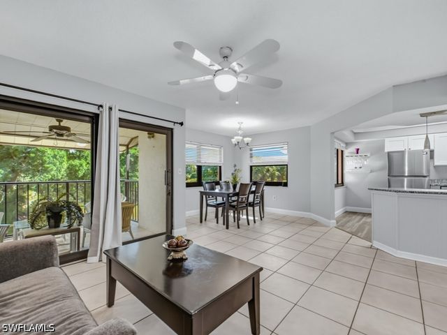 1544 Mainsail DR 7, Naples, FL 34114
