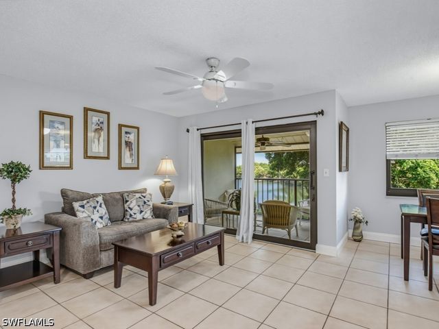 1544 Mainsail DR 7, Naples, FL 34114