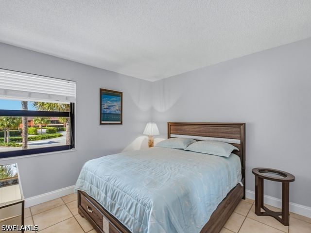 1544 Mainsail DR 7, Naples, FL 34114