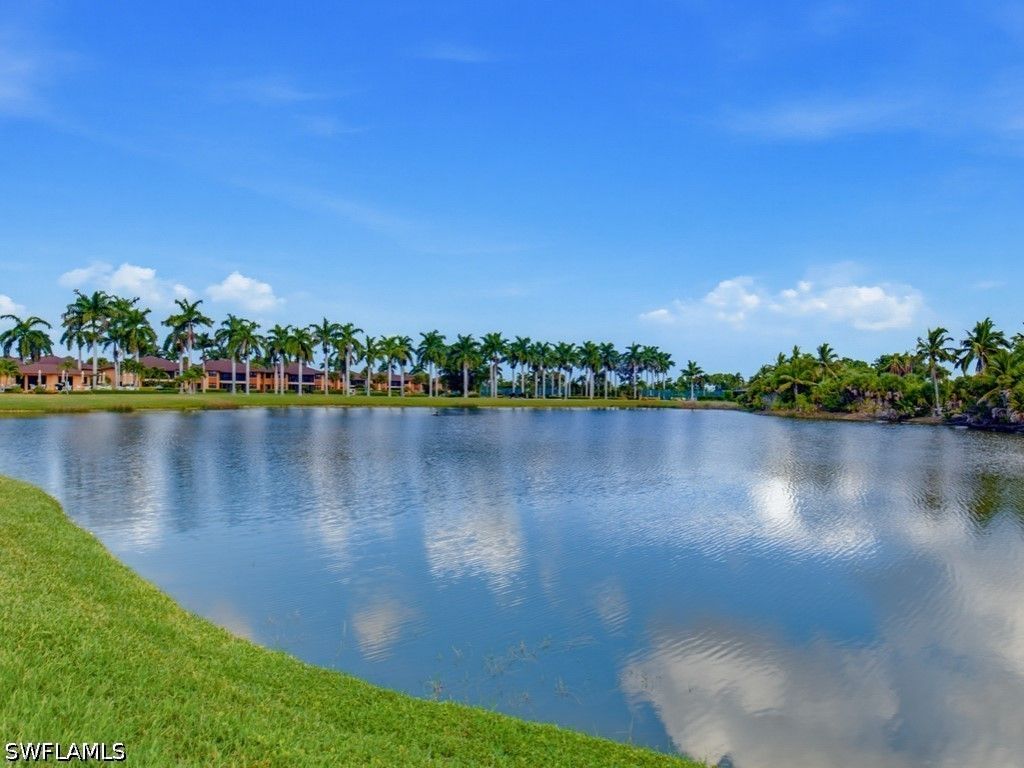 1544 Mainsail DR 7, Naples, FL 34114