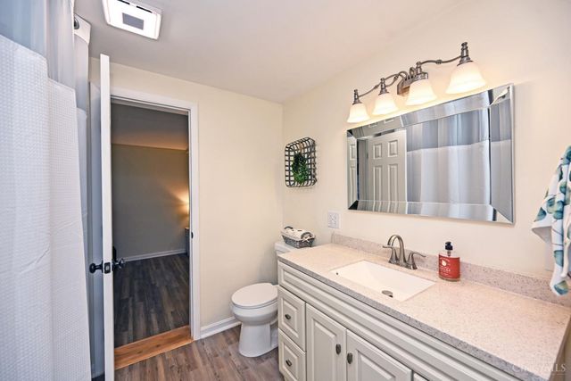 6020 Sheed Road, Green Twp, OH 45247