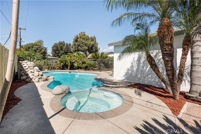 12612 Redstone, El Monte, CA 91732