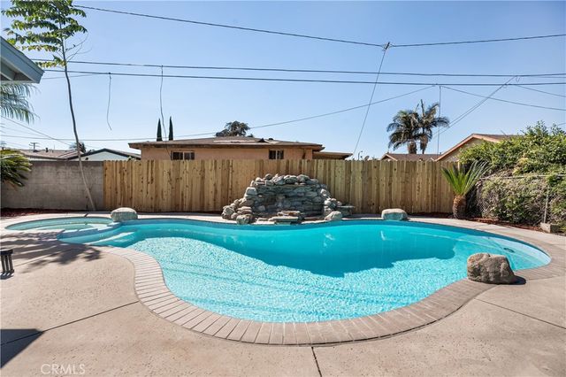 12612 Redstone, El Monte, CA 91732