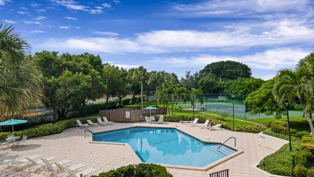 3143 Kingswood Terrace, Boca Raton, FL 33431