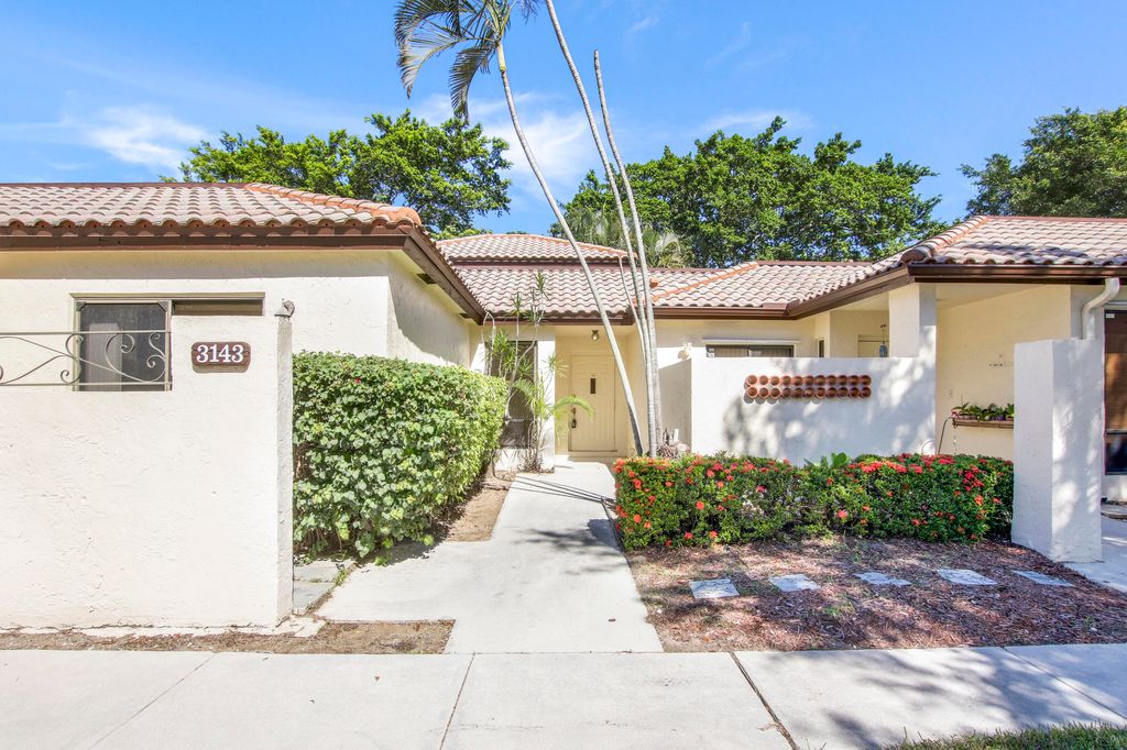 3143 Kingswood Terrace, Boca Raton, FL 33431