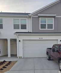 929 N 960 W, Tremonton, UT 84337