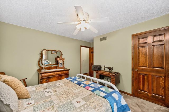 826 Turtlecreek Union Road, Turtle Creek Twp, OH 45036