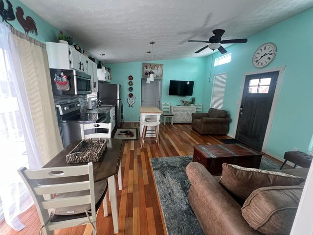 185 Turkey Ridge Road, Wellington, KY 40387