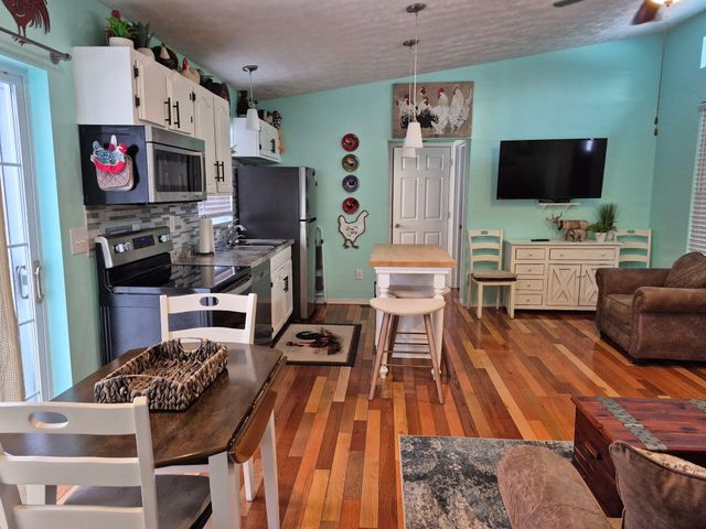 185 Turkey Ridge Road, Wellington, KY 40387