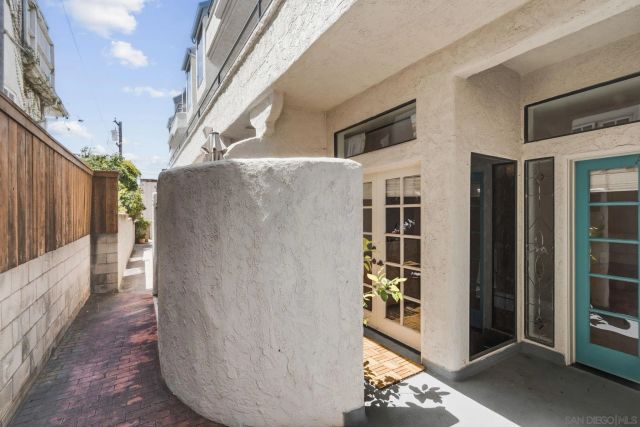3568 Front St A, San Diego, CA 92103