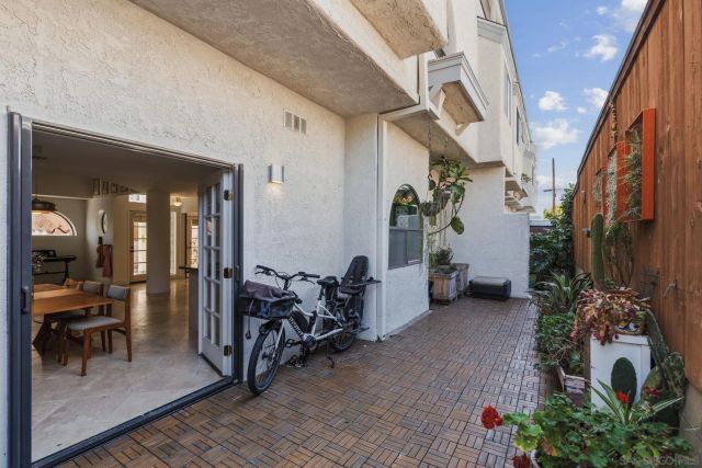 3568 Front St A, San Diego, CA 92103