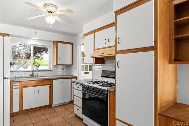 1685 Hooker Oak, Chico, CA 95926