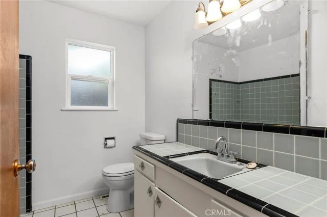 1685 Hooker Oak, Chico, CA 95926