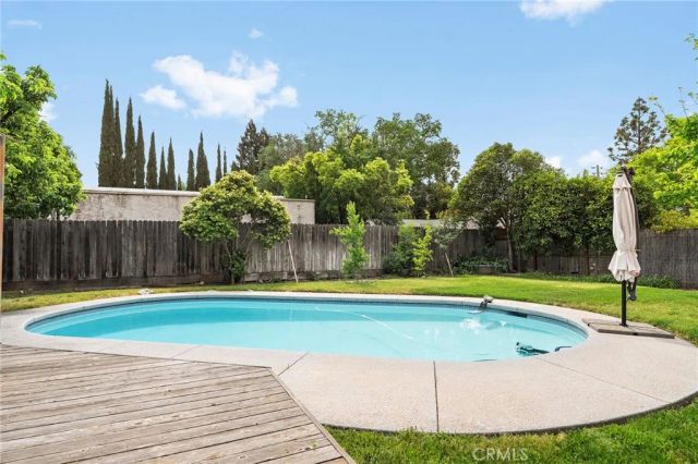 1685 Hooker Oak, Chico, CA 95926