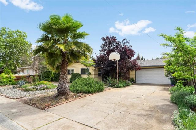 1685 Hooker Oak, Chico, CA 95926