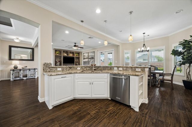 2607 Letrim Street, Pearland, TX 77581