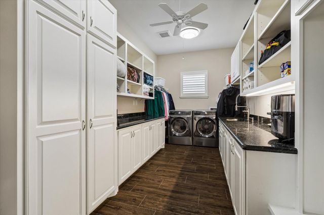 2607 Letrim Street, Pearland, TX 77581
