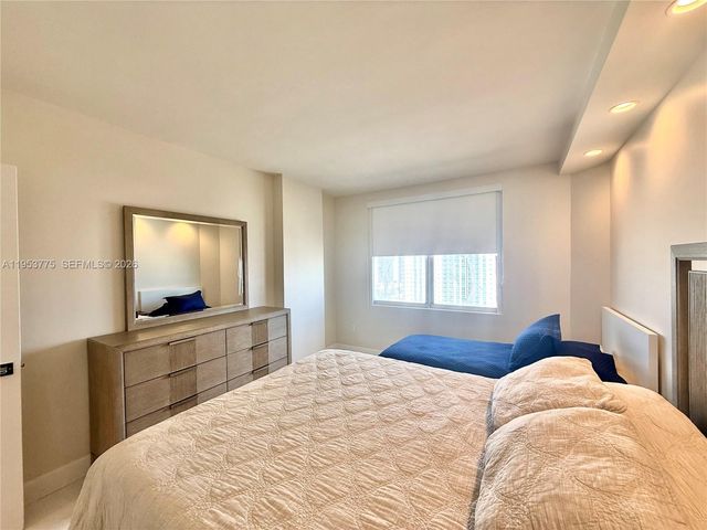 1985 S Ocean Dr 22P, Hallandale Beach, FL 33009